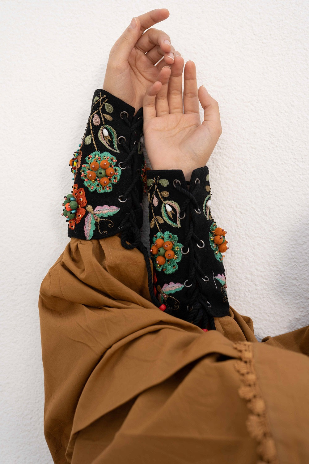 FLEUR Black Hand Cuffs